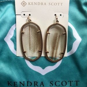 Kendra Scott Danielle’s in gold dusted glass.